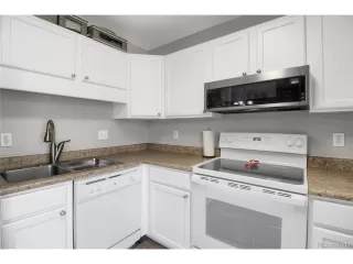 Photo #6: 8459835 Listing