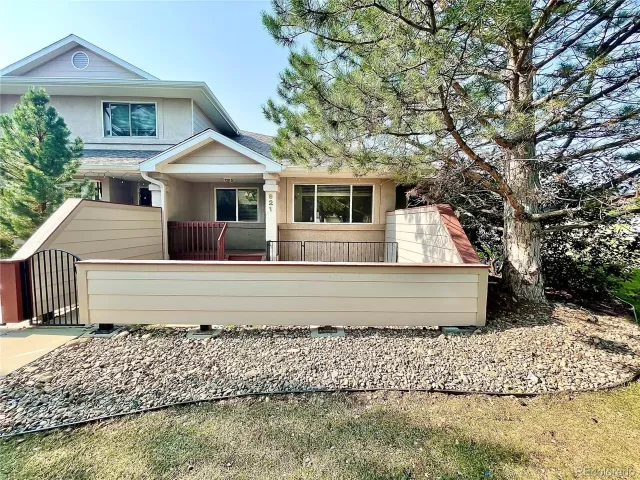 MLS: 8465278 Condo For Sale