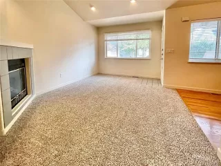 Photo #6: 8465278 Listing