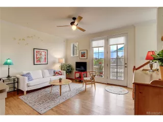 Photo #5: 8472701 Listing