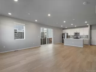 Photo #3: 8483091 Listing