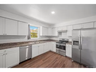 Photo #4: 8495631 Listing