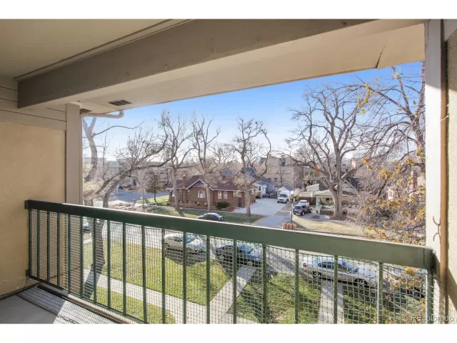 MLS: 8513752 Condo For Sale