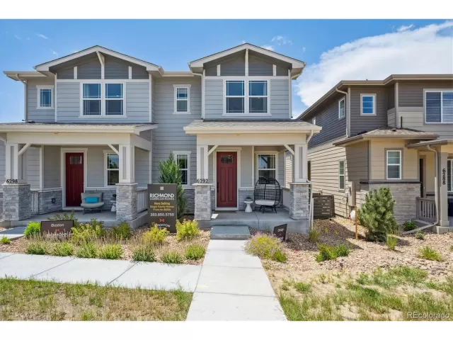 MLS: 8520333 Condo For Sale