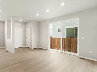 Photo #5: 8522658 Listing