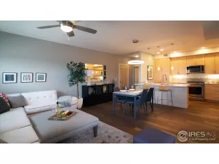 Photo #4: 853817 Listing