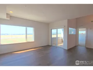 Photo #4: 853825 Listing