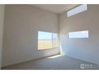 Photo #5: 853825 Listing