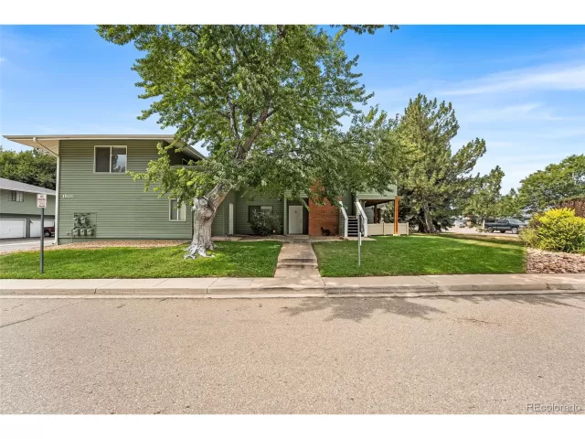 MLS: 8544522 Condo For Sale