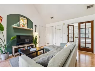 Photo #4: 8548040 Listing 