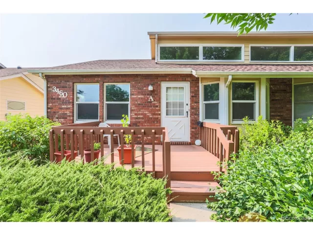 MLS: 8580933 Condo For Sale