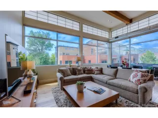 Photo #5: 8615743 Listing