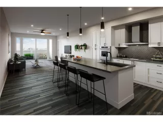 Photo #3: 8641726 Listing