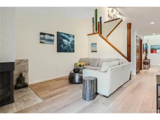 Photo #6: 8660485 Listing