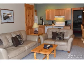 Photo #3: 866178 Listing 