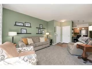 Photo #3: 8670334 Listing