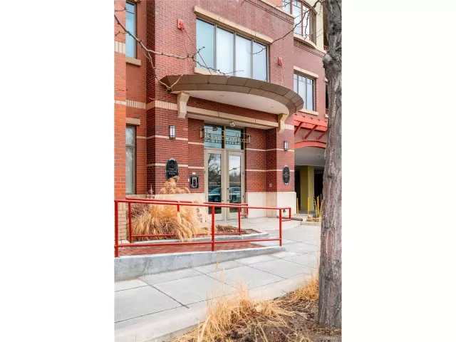 MLS: 8679662 Condo For Sale