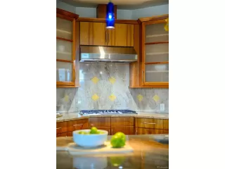 Photo #5: 8679662 Listing