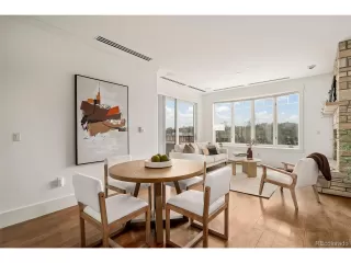 Photo #6: 8679662 Listing