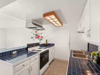 Photo #3: 8683270 Listing