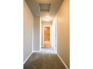 Photo #4: 8704573 Listing