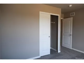 Photo #6: 8704573 Listing