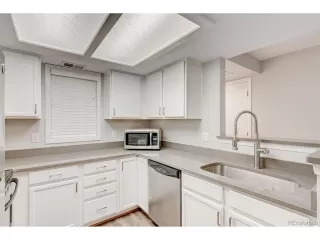 Photo #2: 8716415 Listing