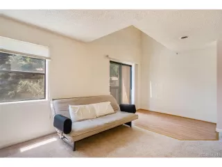 Photo #3: 8718481 Listing