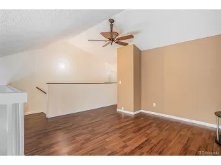 Photo #6: 8718481 Listing