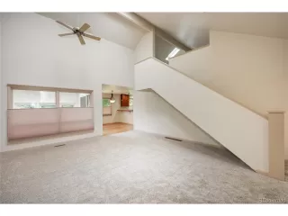 Photo #3: 8724706 Listing