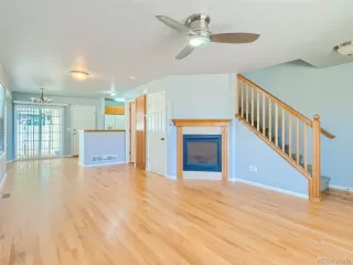 Photo #3: 8729614 Listing