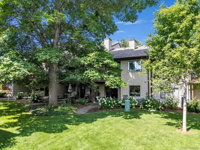 MLS: 8736238 Condo For Sale