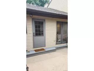 Photo #2: 8736238 Listing