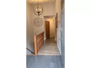 Photo #3: 8736238 Listing