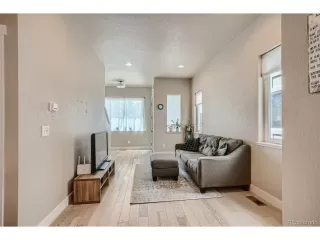 Photo #4: 8737701 Listing