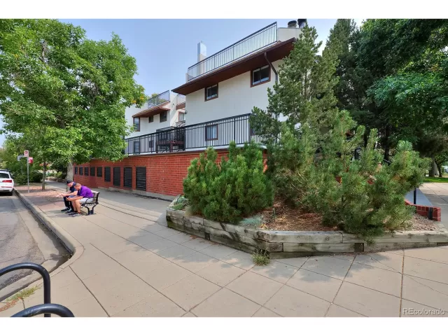 MLS: 8741697 Condo For Sale