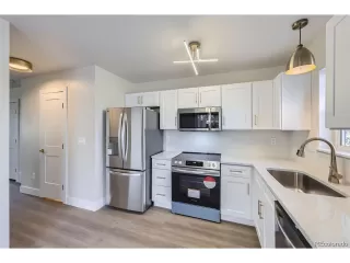 Photo #6: 8750664 Listing