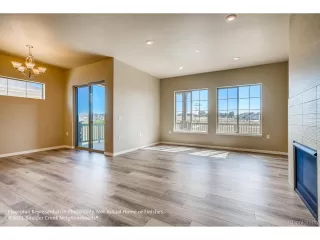 Photo #3: 8759728 Listing