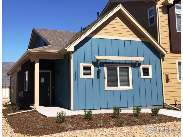 MLS: 878402 Condo For Sale