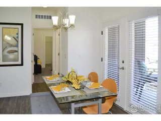 Photo #5: 878402 Listing