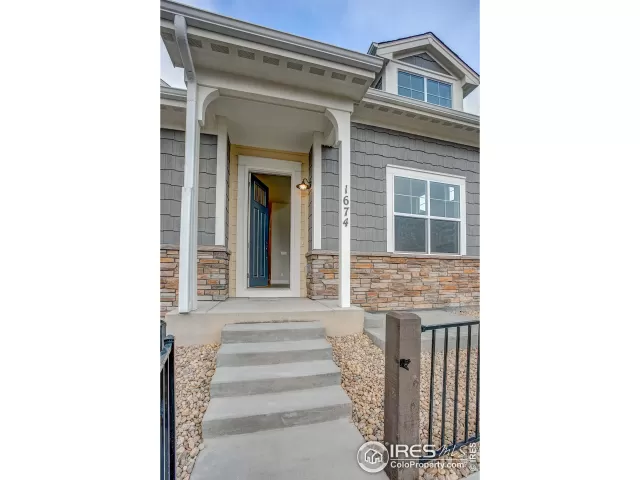 MLS: 880174 Condo For Sale