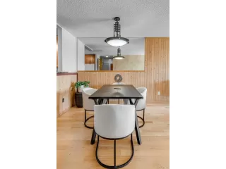 Photo #6: 8812424 Listing