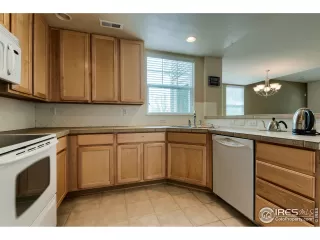 Photo #5: 881774 Listing