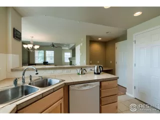 Photo #6: 881774 Listing