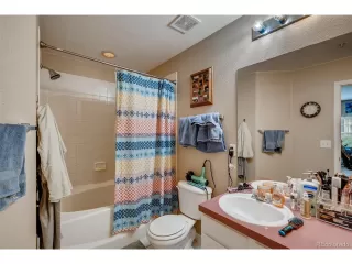 Photo #5: 8818177 Listing