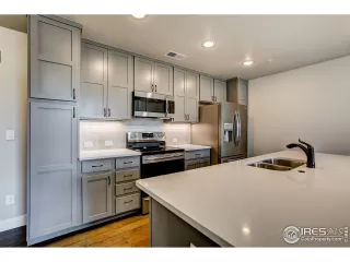 Photo #4: 882280 Listing 