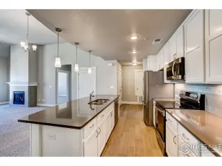 Photo #5: 882282 Listing 