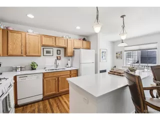 Photo #6: 8824238 Listing