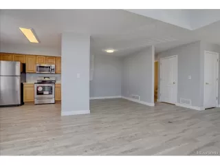 Photo #6: 8825437 Listing