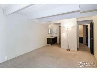 Photo #6: 882565 Listing